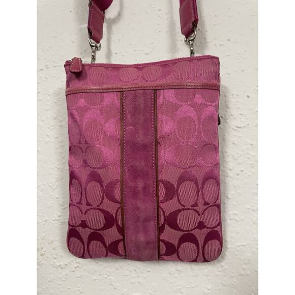 Vintage Y2K 90s Coach Signature Small Leather Crossbody Shoulder Bag Canvas Pink - Picture 2 of 14